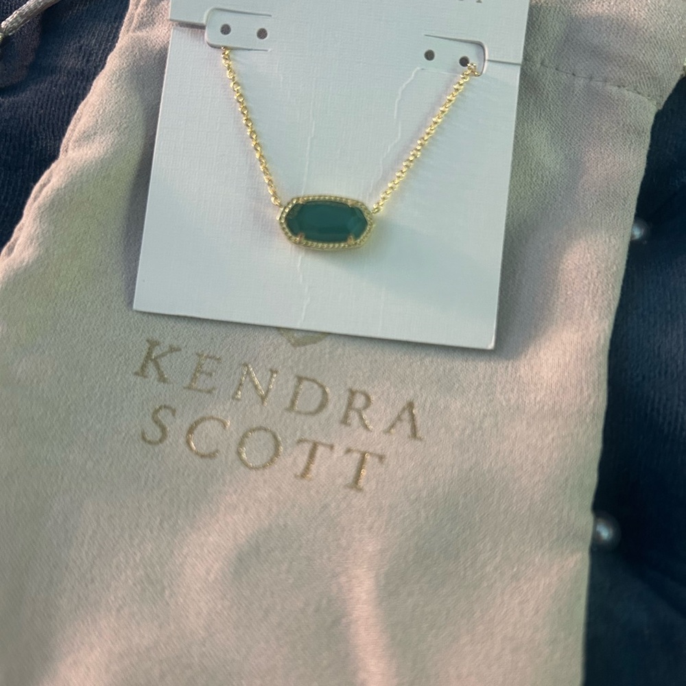 Kendra Scott Gold Elisa Pendant Necklace